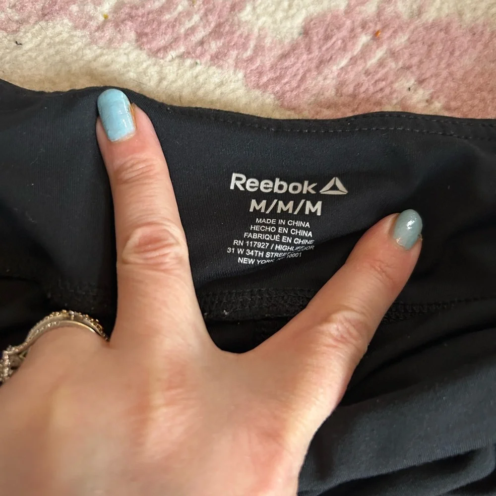 Used Reebok active skort size medium - Picture 3 of 3